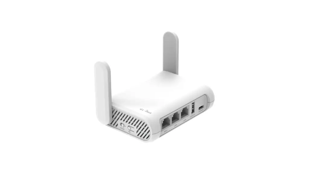 GL.iNet GL-SFT1200 (Opal) Secure Travel WiFi Router