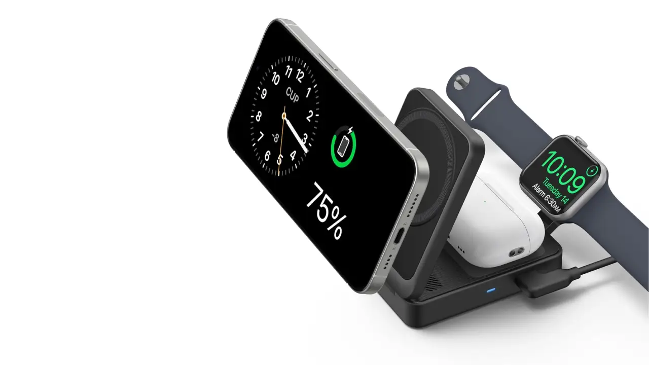 Anker MagGo 3 in 1 iPhone 16 Charging Station